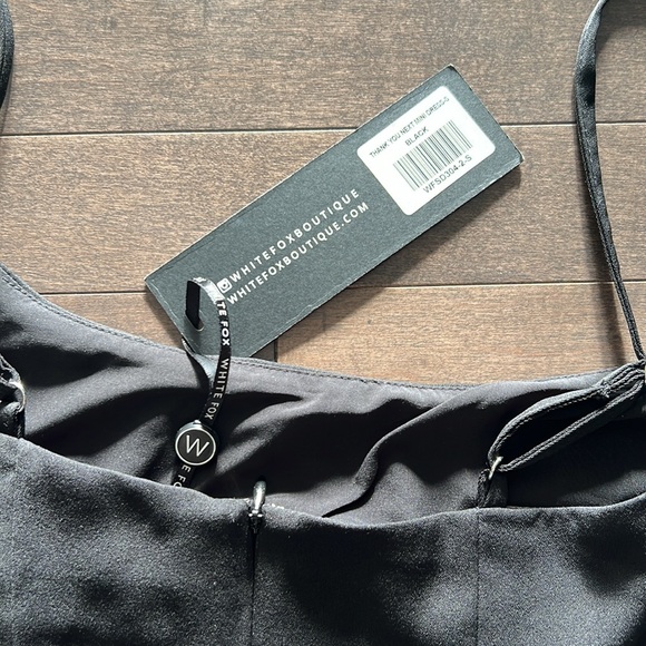 WHITE FOX BOUTIQUE DRESS - Picture 3 of 4